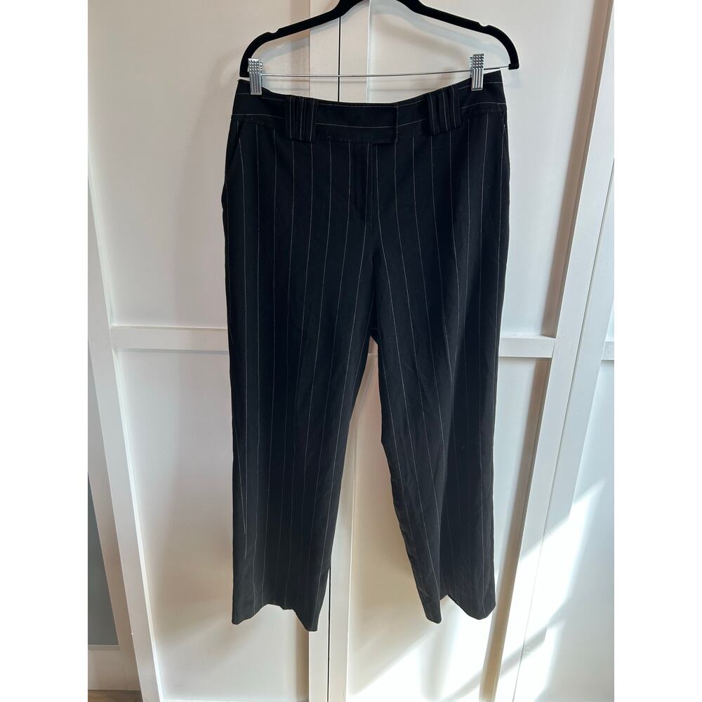 Larry Levine Women’s 14 Pinstripe Stretch Pants